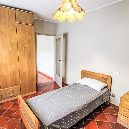 Nyaraló Iside By Interhome *